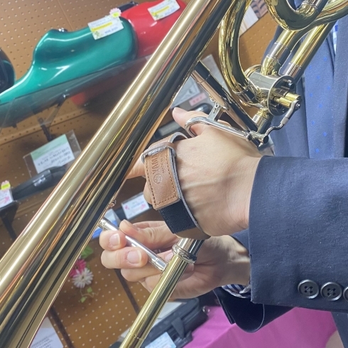 取り付けはとても簡単！「【宮崎市の管楽器・打楽器専門店 】」