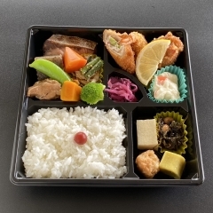 9.幕の内弁当