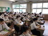「教室で生徒総会、クラブ紹介 」