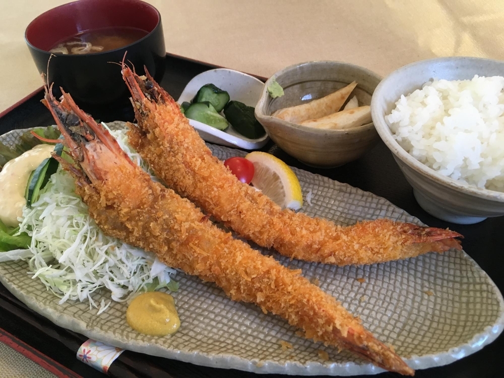 大エビフライ定食 和食処酒処 華のれん 本店 なめがた来たらいがっぺよ サイクリング特集 なめがた日和 行方市