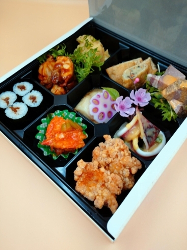 「折詰め　お弁当♪」