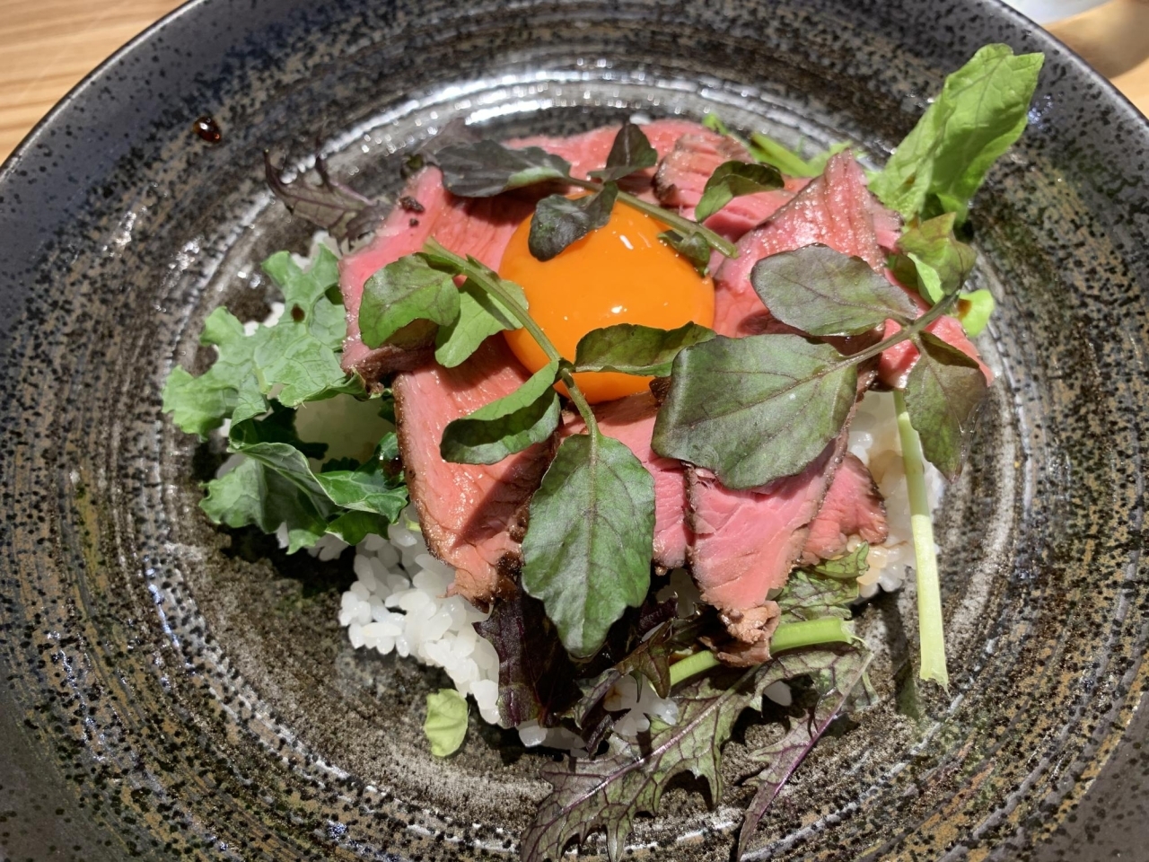 Pourquoi のローストビーフ丼 立川ランチ まいぷれ 立川市 Pourquoi のローストビーフ丼 立川ランチ まいぷれ 立川市