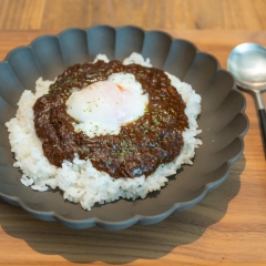 ドライキーマカレー 温玉のせ