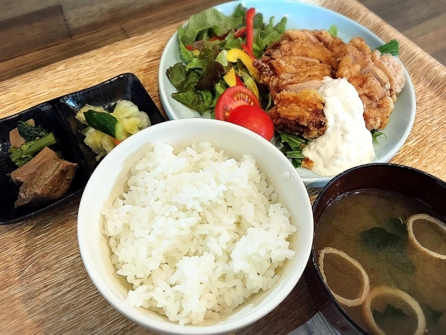 食べ飲み処すみっこ チキン南蛮定食 まいぷれ盛岡 編集部 おすすめランチのお店 まいぷれ 盛岡 滝沢 二戸 八幡平 雫石 食べ飲み処すみっこ チキン南蛮定食 まいぷれ盛岡 編集部 おすすめランチのお店 まいぷれ 盛岡 滝沢 二戸 八幡平 雫石