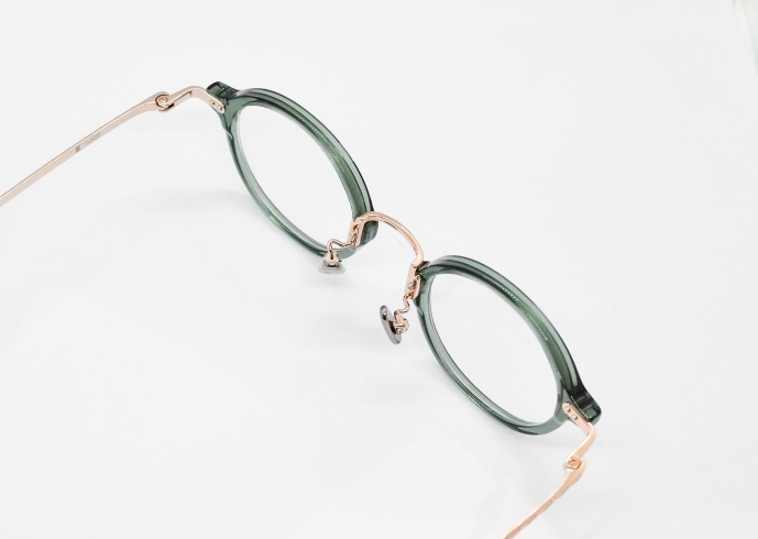 「【UKMK eyewear（ユーケーエムケーアイウェア）『Luck』】市川駅から徒歩３分　視能訓練士のメガネ屋 オオクシメガネ」