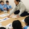 園児さんも文単位で英語をリピート😊「受験と英語を両立しても灘中学へ合格できる✨【学力アップは本学の定着から！がモットーの、学習塾併設英会話教室】」