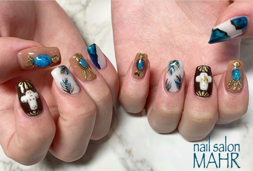 人気の夏ネイルまとめ ターコイズネイル ホイルネイル スタッズネイル 三河安城の個性派 人気の夏ネイルまとめ ターコイズネイル ホイルネイル スタッズネイル 三河安城の個性派