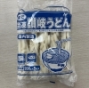 【写真：パッケージと調理前の麺の写真】