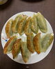 「人気ラーメン屋の抹茶餃子 【長岡美装社】」