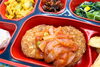 チキンカツトマトソース＆キャベツカレー炒め「５月２日のお弁当🍱」