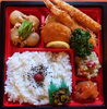 「一魚一会　明日の日替り弁当は「鶏そぼろ丼」」