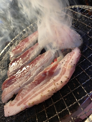 一応焼肉屋さんです（笑）サムギョプサル（要予約）「焼肉屋さんですが…な裏メニュー（笑）」