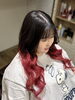 あなたの魅力を引き出す、個性派カラー「毛先に遊び心を♪ ピンク＆レッドのグラデーションカラー」