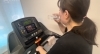 涼しいお部屋で歩く場合も水分補給は必須です。「「少しだけ早めのウォーキング」で血流を促進させ、老廃物を除去しましょう!」