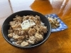 絶品！ミニチャーシュー丼「冬限定「にんにくねぎまみれAセット」で、会津の寒さも吹き飛ぶランチ時間」