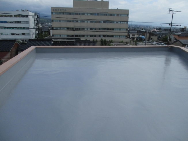 屋上トップコート完了「ウレタン塗膜防水」