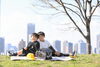 公園でランドセル撮影「いろいろな記念日 「ランドセル撮影」」