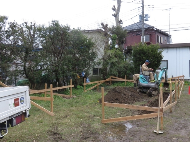 稲敷市で計画中の車庫の基礎が着工しました。「緊急事態宣言に伴う対応について」