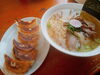 「魚沼の人気ラーメン店、らーめん 小馬でランチ。大ぶりでジューシーな餃子は必食です！」
