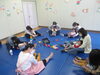 寝ころぶ前に、ドンブラこ～♪でふれあい遊び。「今日は「歯について」の講座がありました。」