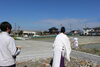 土地の四方をお祓いし、清めます。「地鎮祭を執り行いました！」