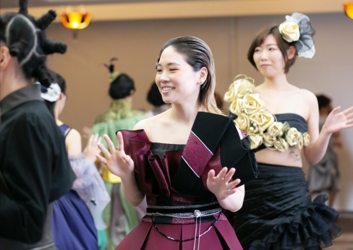 駅前学校 神戸の服飾専門学校情報 環境 日本有数のファッション都市 神戸 最寄駅から0分の校舎の隣には大型図書館もある学び場 ファッション業界で働こう 神戸文化服装学院 クリエイター 関西 神戸 神戸市営地下鉄 大倉山駅 駅前学校 徒歩0分 神戸文化服装学院の 駅前学校 神戸の服飾専門学校情報 環境 日本有数のファッション都市 神戸 最寄駅から0分の校舎の隣には大型図書館もある学び場 ファッション業界で働こう 神戸文化服装学院 クリエイター 関西 神戸 神戸市営地下鉄 大倉山駅 駅前学校 徒歩0分 神戸文化服装学院の