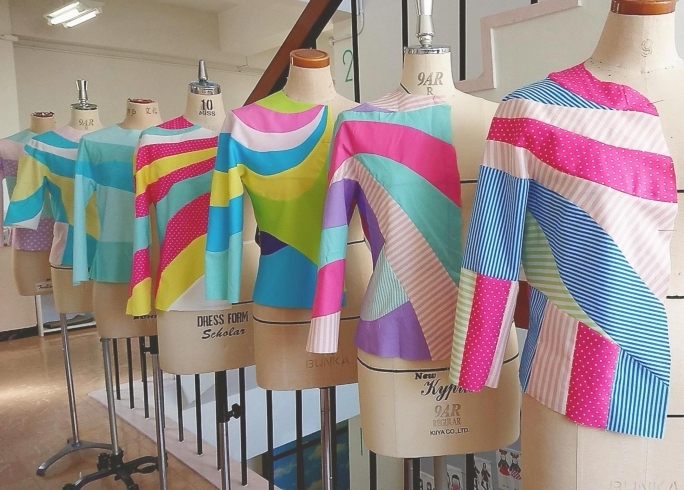 ゆめかわいい 服作り ものづくり 神戸文化服装学院 でゆめかわいい服作り 作品づくりでインスタ女子 インスタ映えを楽しもう オシャレ女子集まれ ファッション モードを楽しもう 神戸文化服装学院 神戸文化服装学院のニュース まいぷれ 神戸市中央区