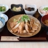 特撰もち豚　生姜焼き定食