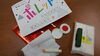 最後はティッシュで切れに拭き取って完了「印鑑ケースにポレット【オシャレで可愛いシート状カラフル収納ケース☆ポレット☆】」