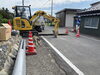重機を使って工事中「古民家へ上下水道の引き込みをしました」