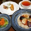 静かな森の中で頂く、絵本から飛び出してきたような素敵なランチ