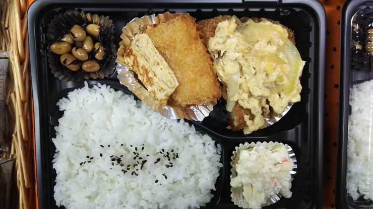 カツの玉子とじと海老カツ弁当「カツの玉子とじ弁当！」